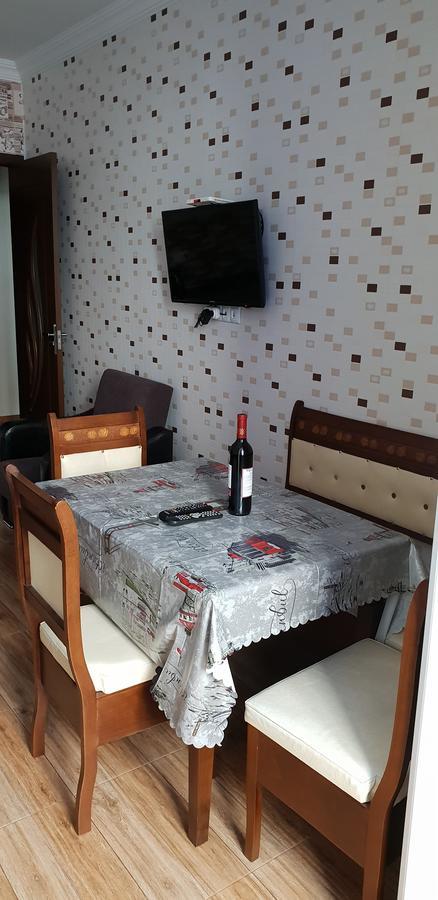 Apartment Rustaveli 59 Batumi Bagian luar foto